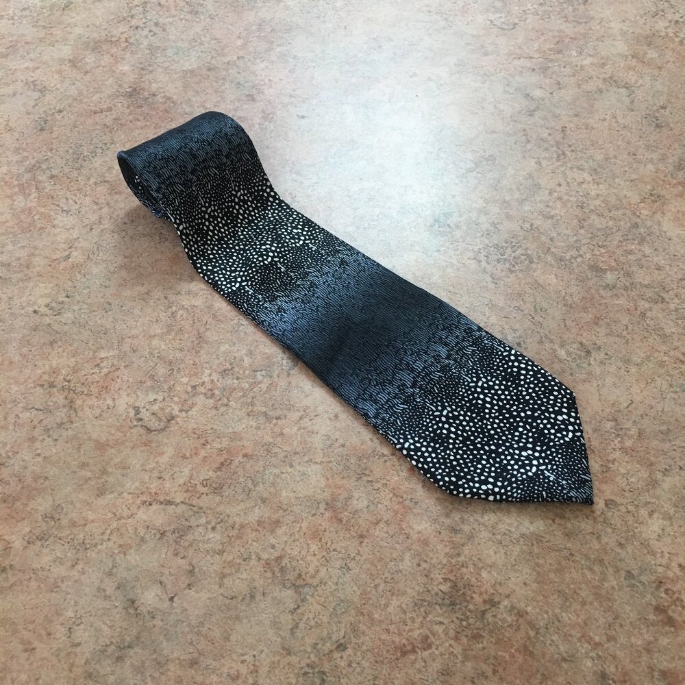 the nature conservatory karen bierce surgeonfish tie